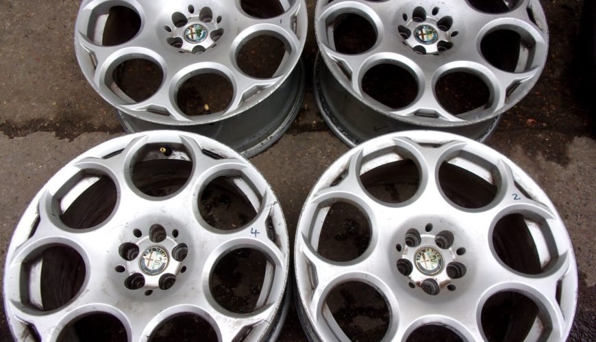 108_0106-38cx9k5e4h9xwhm53isw7e.jpg 18" ALFA ROMEO GT BLACKLINE ALLOY WHEELS - Image 1