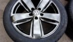 19" GENUINE VOLKSWAGEN HIGHLINE ALLOY WHEELS / NEW TYRES - Image 2