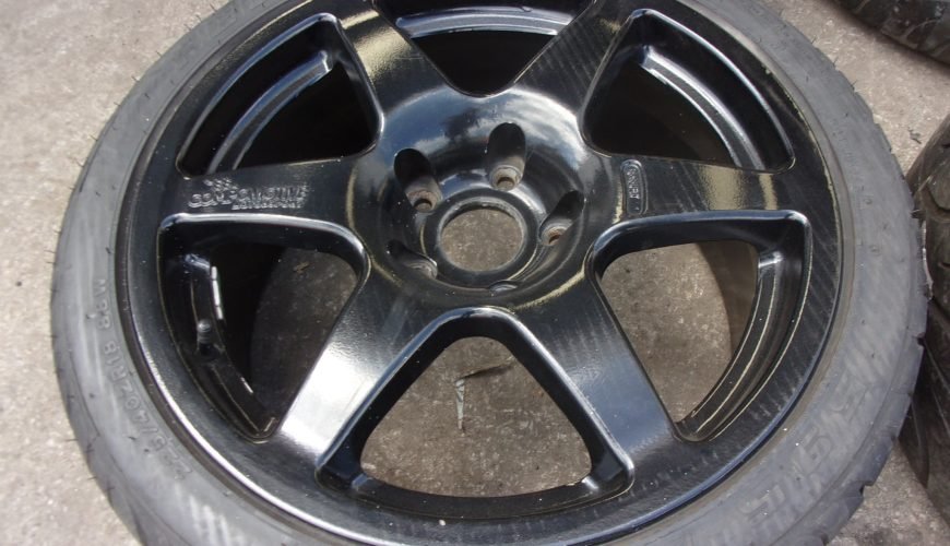 108_0398-38o22n2iat4pivb5pn1iq2.jpg 18" COMPOMOTIVE MO 6 ALLOY WHEELS / TYRES - Image 1