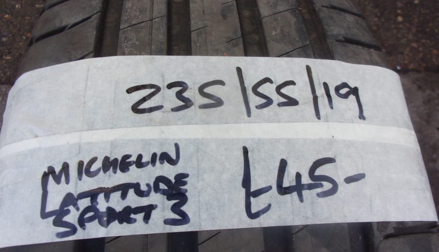 108_1102-39ed03242qwcivni96mrre.jpg 235 / 55 / 19 MICHELIN LATITUDE SPORT 3 TYRE - Image 1