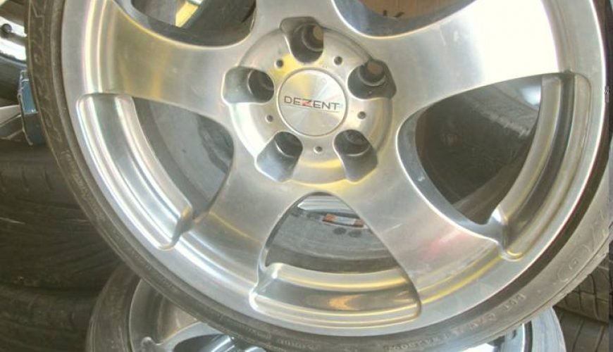 11700900_786293221491398_3467109698685756378_n-332nizrhd8r07wg0lw5one.jpg 17" DEZENT VOLKSWAGEN GOLF ALLOY WHEELS / TYRES 5 X 100 - Image 1
