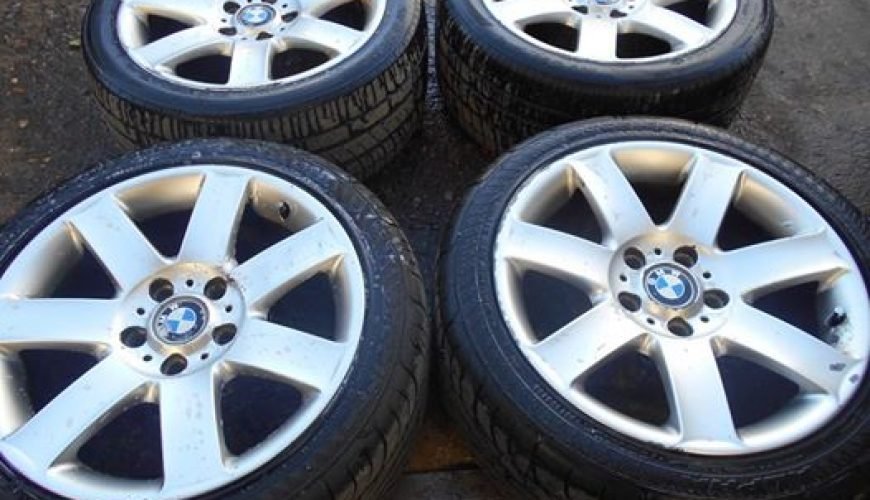 14449775_1050323905088327_2262811399815967530_n-332srb1ljap15bto9d6xhm.jpg 17″ GENUINE BMW STYLE 44 ALLOY WHEELS / TYRES - Image 1