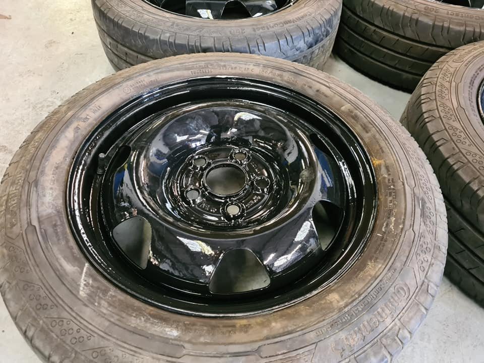 164527843_3816134911840532_5742523267356316732_n.jpg 17" VOLKSWAGEN T5 FAN BLADE WHEELS / TYRES - Image 1