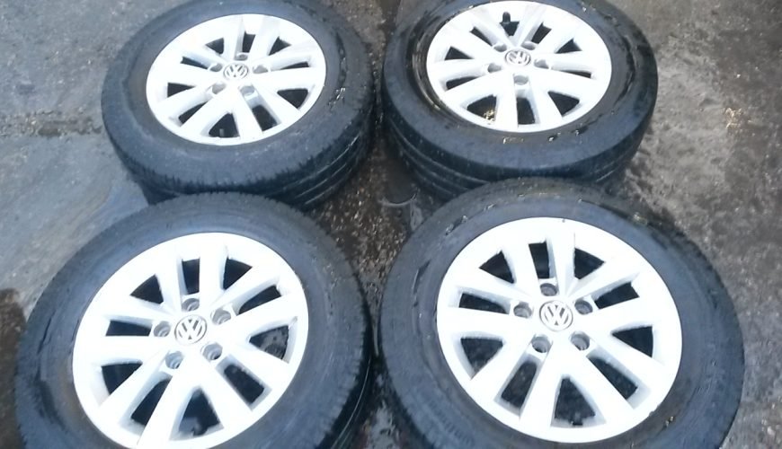 20171214_155016-357e537mveu33ylw7foiru.jpg 16" GENUINE VOLKSWAGEN T6 ALLOY WHEELS / TYRES - Image 1