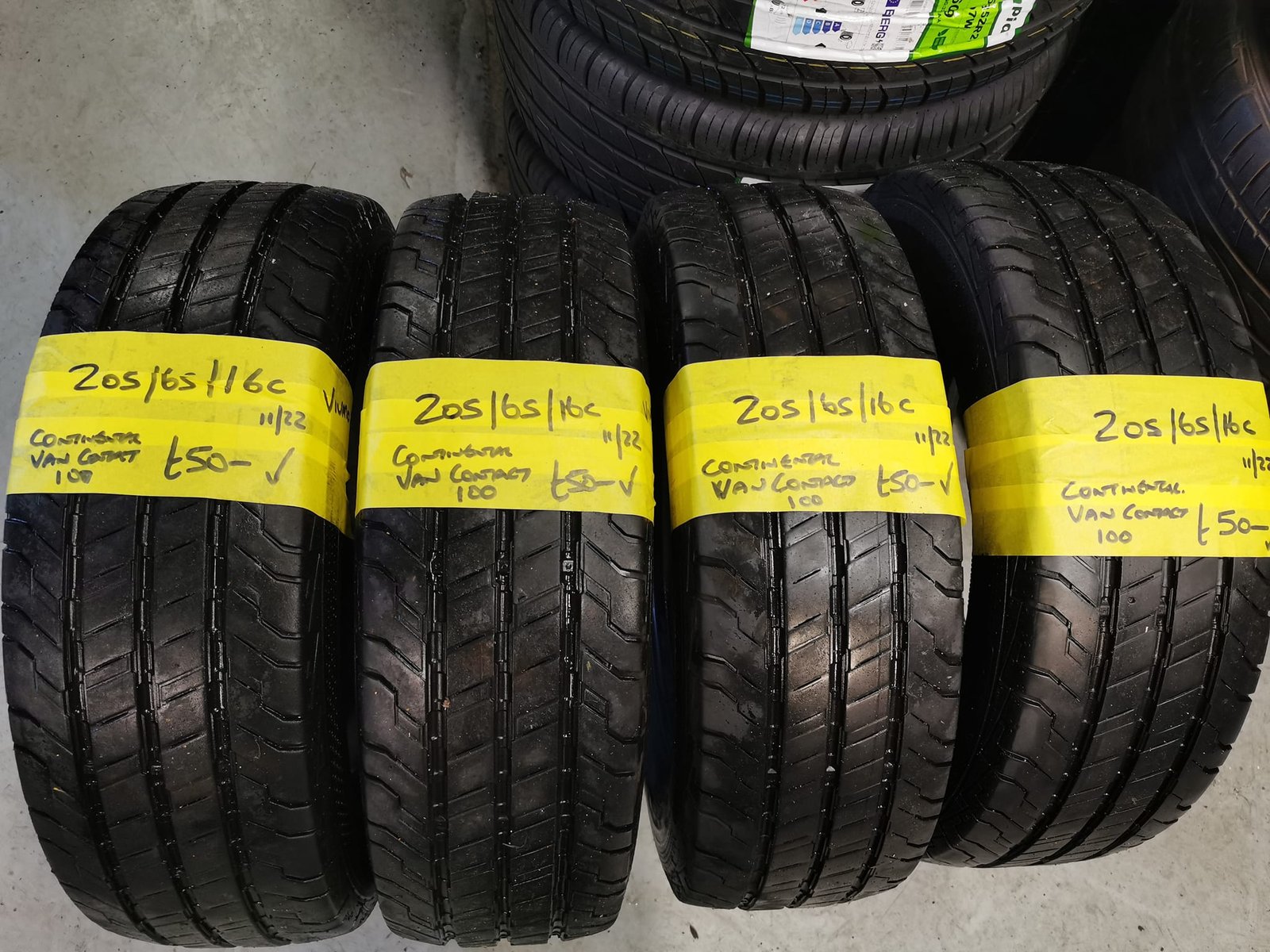 205-65-16c-continenatl-nov-22.jpg 205 / 65 / 16c Continental Van Contact 100 Tyres - Image 1
