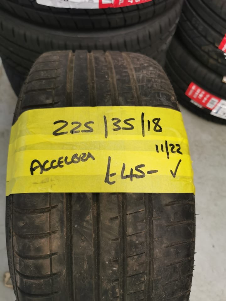 225-35-18-ACCELERA.jpg 225 / 35 / 18 Accelera Phi Tyre - Image 1