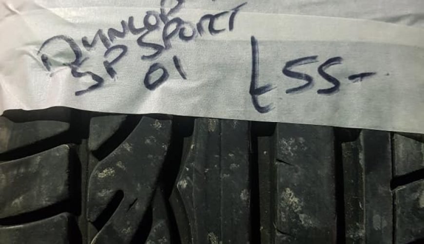 245-40-19-DUNLOP-SP-SPORT-2020-3a7we6zks45ua2kbptdloq.jpg 245 / 40 / 19 DUNLOP SP SPORT 01 TYRE - Image 1