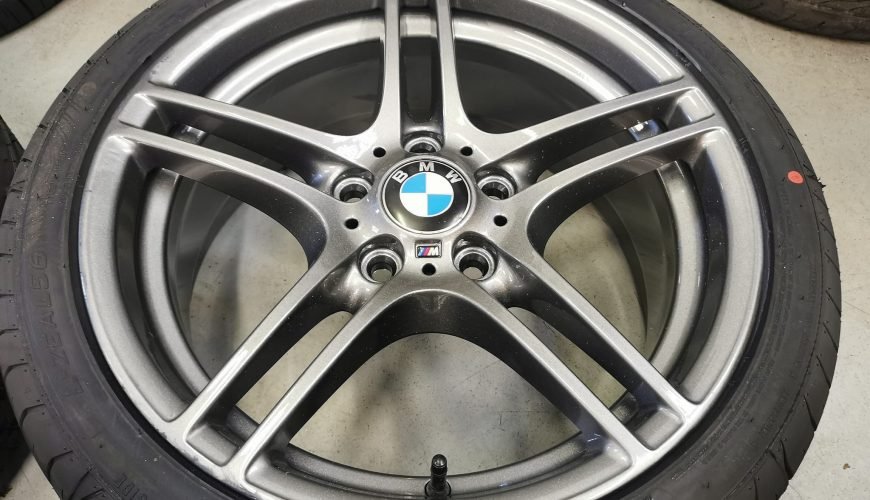 311694179_5524457504341589_1079955397391863002_n-3grlya68m8y3qtuhyqql8q.jpg 18" GENUINE BMW MOTORSPORT STYLE 313 ALLOY WHEELS / NEW TYRES - Image 1