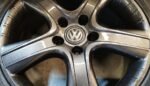 18" GENUINE VOLKSWAGEN T5 / T6 DAKAR ALLOY WHEELS / NEW TYRES - Image 2