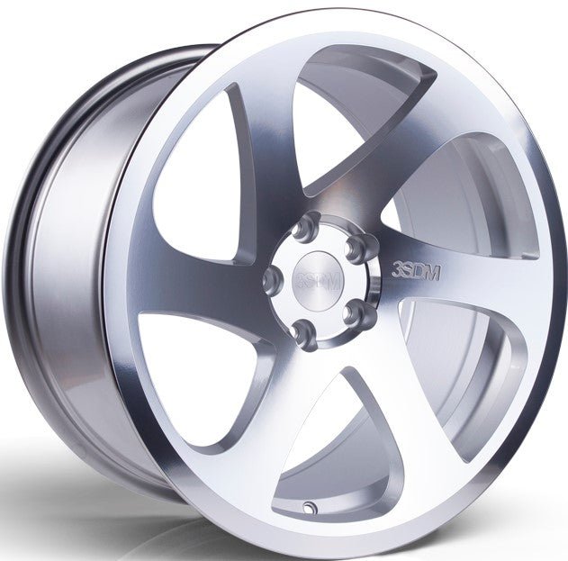 3sdm-0-06-silver-cut_606fffac-5171-4879-bf10-3d3315cba83f.jpg 3SDM 0.06 18x9.5 5x120 ET40 Silver Cut - Image 1