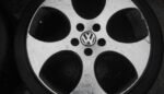 18 INCH GENUINE VOLKSWAGEN GTI MONZA ALLOY WHEELS / TYRES