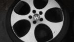 18 INCH GENUINE VOLKSWAGEN GTI MONZA ALLOY WHEELS / TYRES - Image 4
