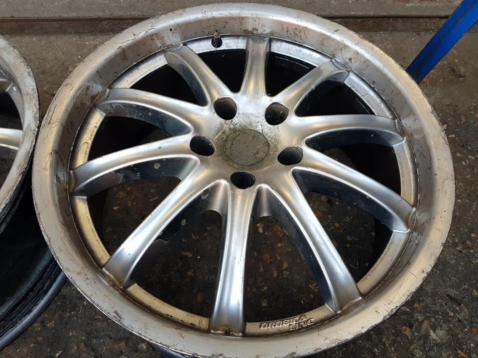 85237801_2795630003891033_7790406595690627072_n.jpg 19" GENUINE OROBICA ALLOY WHEELS - BMW 5 SERIES - Image 1