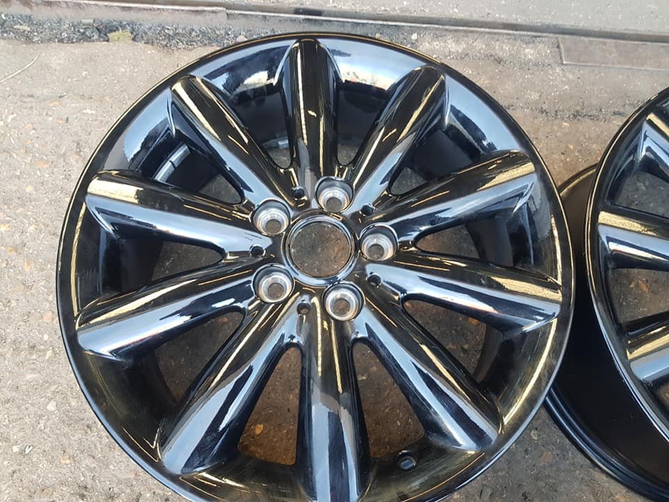 88027433_2754231041364263_2396678329118752768_n.jpg 17" GENUINE MINI COOPER COSMOS 499 WHEELS - Image 1