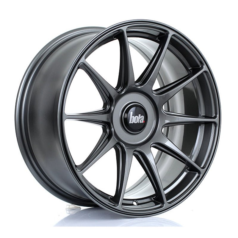 BOLA_B15_GLOSS_GUNMETAL_1780_ANGLE.jpg BOLA B15 17x8 ET35-45 4x108 GLOSS GUNMETAL - Image 1