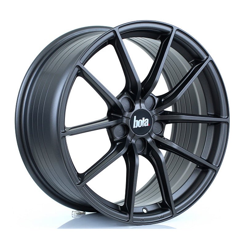 BOLA_FLC_MATT_GUNMETAL_1885_ANGLE_770e4060-47ac-4df4-8543-dffe91082c1e.jpg BOLA FLC 18x8.5 ET25-45 5x114 MATT GUNMETAL - Image 1