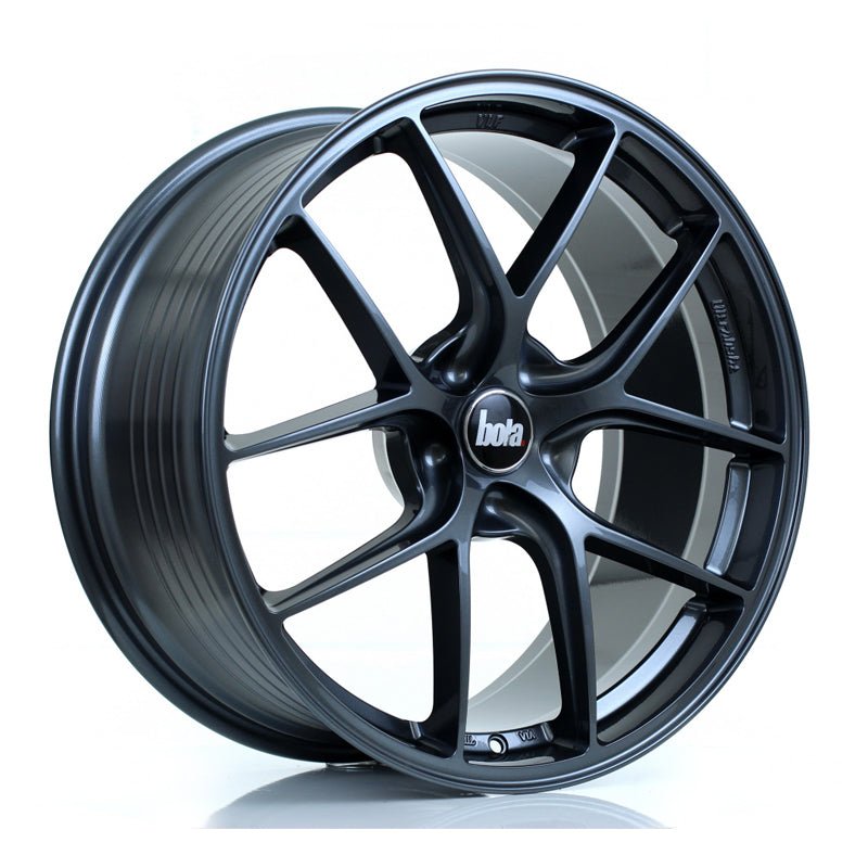 BOLA_FLE_GLOSS_GUNMETAL_2095_ANGLE_7fa03ed2-3fb6-4be8-8f38-10dfe03cdde9.jpg BOLA FLE 20x9.5 ET30-50 5x118 GLOSS GUNMETAL - Image 1