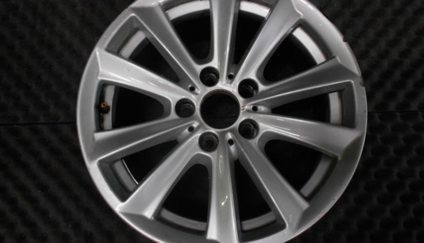 DSCN1679-332ru48u34beg0xmn85y4q.jpg 17" GENUINE BMW STYLE 236 ALLOY WHEEL - Image 1