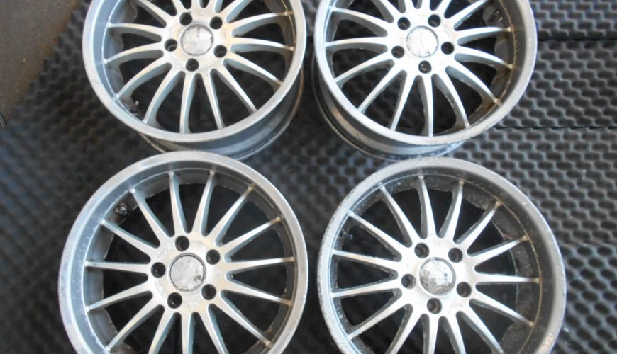 DSCN1779-332nhfq22r10q9j6tjp8ui.jpg 17" GENUINE BREYTON BMW ALLOY WHEELS - Image 1