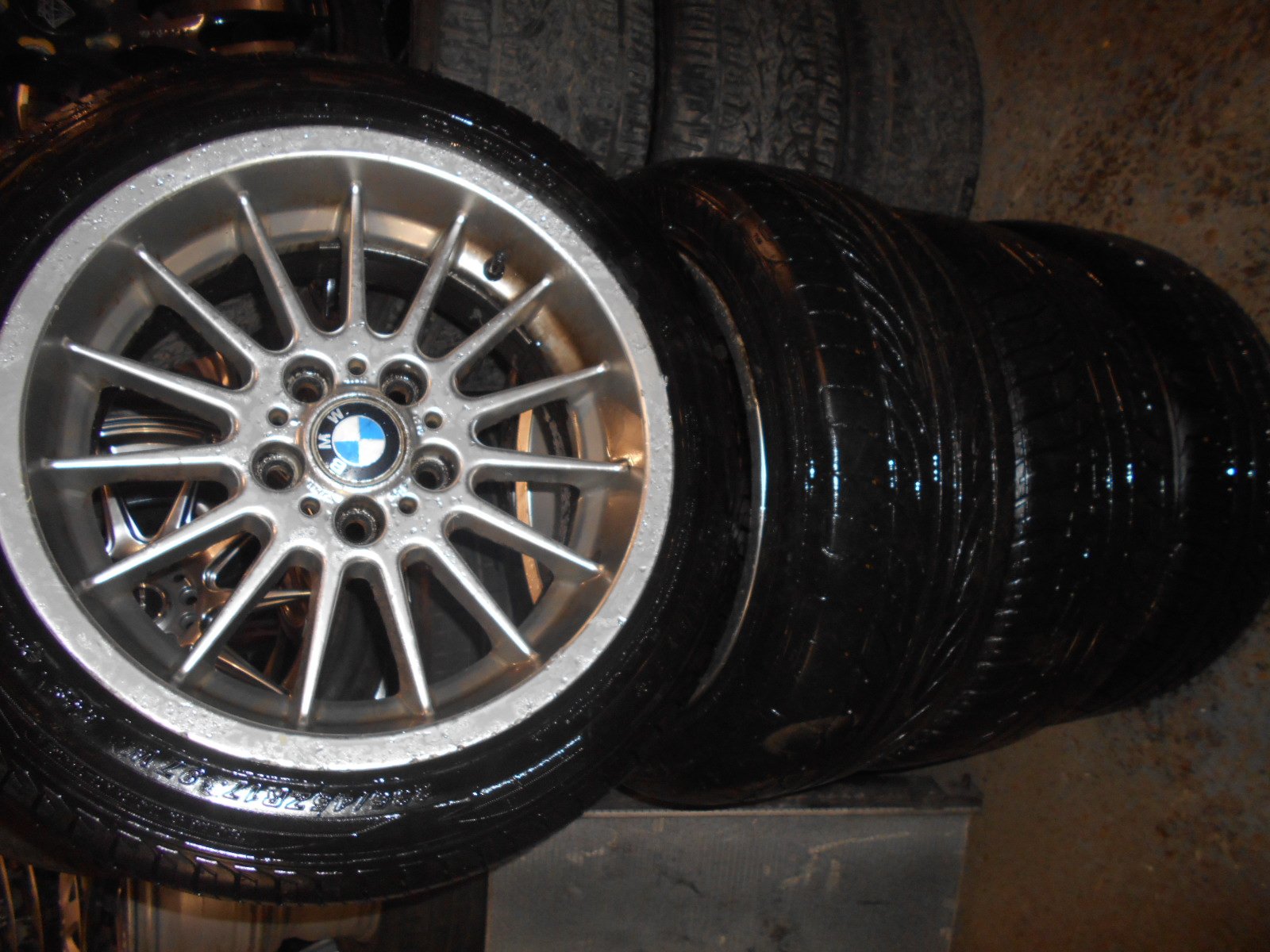 DSCN1842.jpg 17" GENUINE BMW STYLE 32 ALLOY WHEELS / TYRES - Image 1