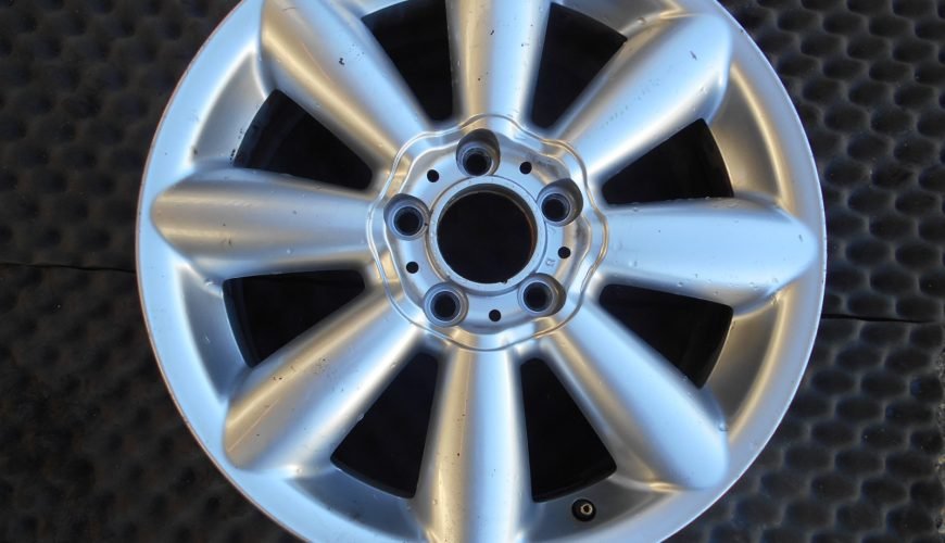 DSCN2010-334wdmu96c74jtpgikzhmy.jpg 18" GENUINE BMW MINI COUNTRYMAN PACEMAN ALLOY WHEEL - Image 1