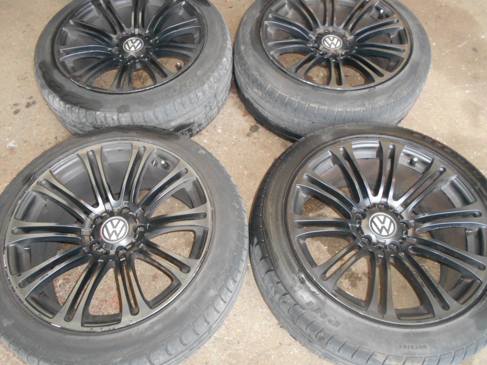 DSCN2106.jpg 18" VOLKSWAGEN T5 ALLOY WHEELS / TYRES - Image 1