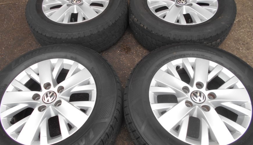 DSCN2157-33ee85sbzrt7854bv1n3t6.jpg 16" GENUINE VOLKSWAGEN T5 COLMAR ALLOY WHEELS / TYRES - Image 1