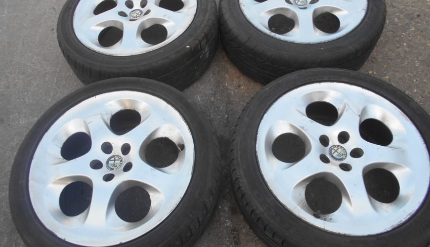DSCN2308-33nimyqz3gp5d2198ncydm.jpg 17" ALFA ROMEO 147 ALLOY WHEELS / TYRES - Image 1