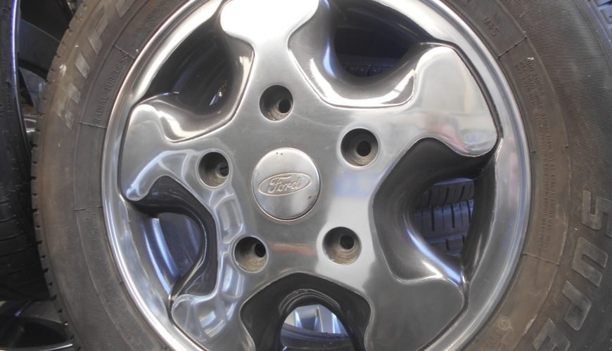 DSCN2409-1-33tt4xc8iyjunjpvxby8sq.jpg 16″ GENUINE FORD TRANSIT ALLOY WHEELS / TYRES - Image 1