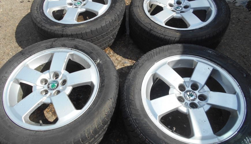 DSCN2702-34g3sugbsscih435ymgs22.jpg 16" SKODA OCTAVIA / FABIA ALLOY WHEELS / TYRES - Image 1