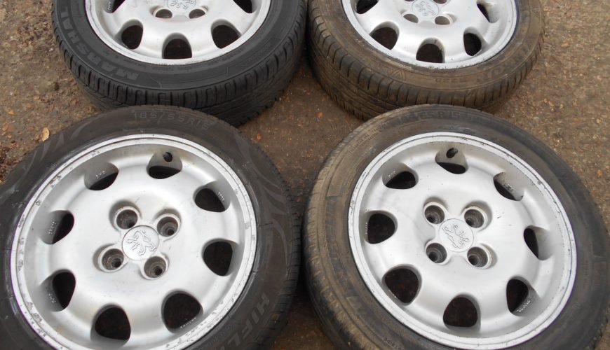 DSCN2989-369hjjh4fixa3jqu7negwa.jpg 15" PEUGEOT 205 1.9 GTI ALLOY WHEELS / TYRES - Image 1
