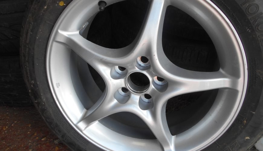 DSCN3269-36l6x81gzgej3s466il6ve.jpg 16" TOYOTA CELICA ALLOY WHEEL / TYRE - Image 1