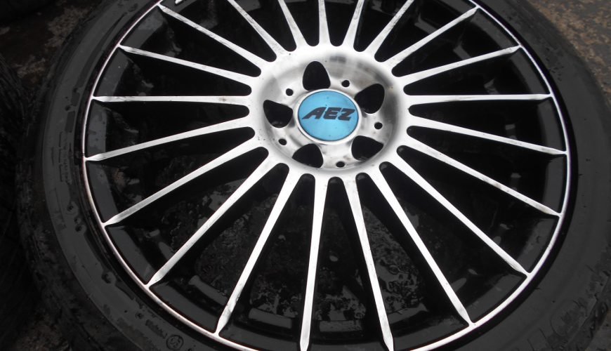 DSCN3508-36u9jzgq4j472jm90cxqfe.jpg 17" AEZ VALENCIA DARK ALLOY WHEELS / TYRES - 5 X 100 - Image 1
