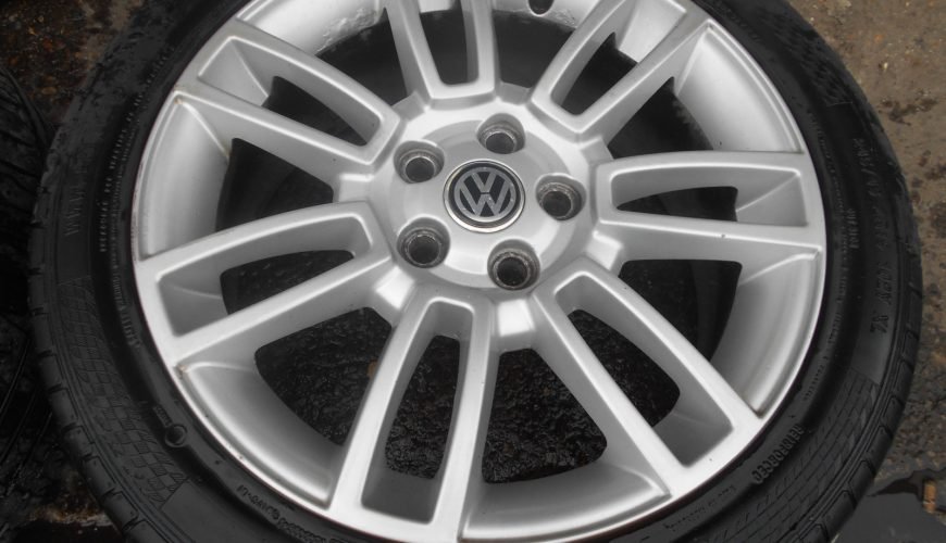 DSCN3788-375ucik2fzp1f9z9c5ydxm.jpg 19" VOLKSWAGEN T5 / T6 ALLOY WHEELS / TYRES - Image 1