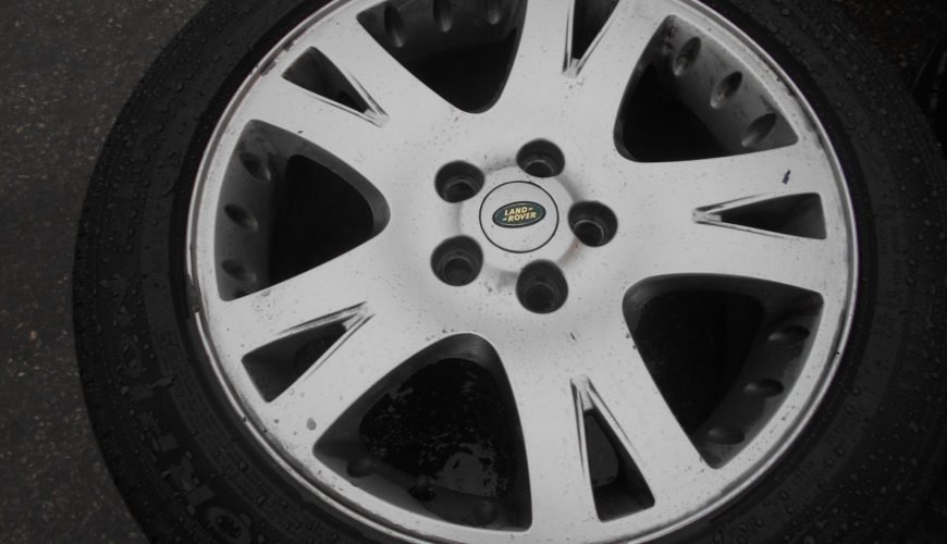 DSCN4045-37eqlldnl0pnhlk41wvrbe.jpg 19" RANGE ROVER SPORT ALLOY WHEELS / TYRES - Image 1