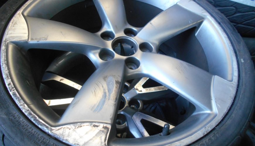 DSCN4113-37gzoos1er3uv0p2unhngq.jpg 18" GENUINE AUDI A1 S LINE ROTOR ALLOY WHEEL / TYRE - Image 1