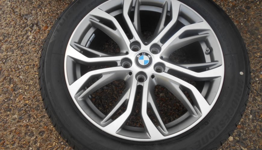 DSCN4192-37l6z371f4m789ojy7im8a.jpg 18" GENUINE BMW STYLE 566 ALLOY WHEELS / TYRES – AS NEW - Image 1