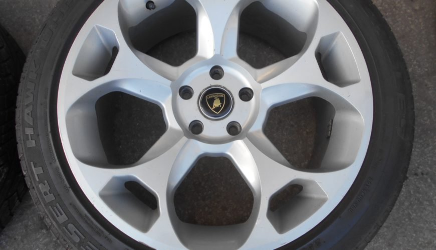 DSCN4898-387zp8in4ougjk6d1ivea2.jpg 20" LAMBORGHINI STYLE ALLOY WHEELS / TYRES - VOLKSWAGEN T5 / T6 - Image 1