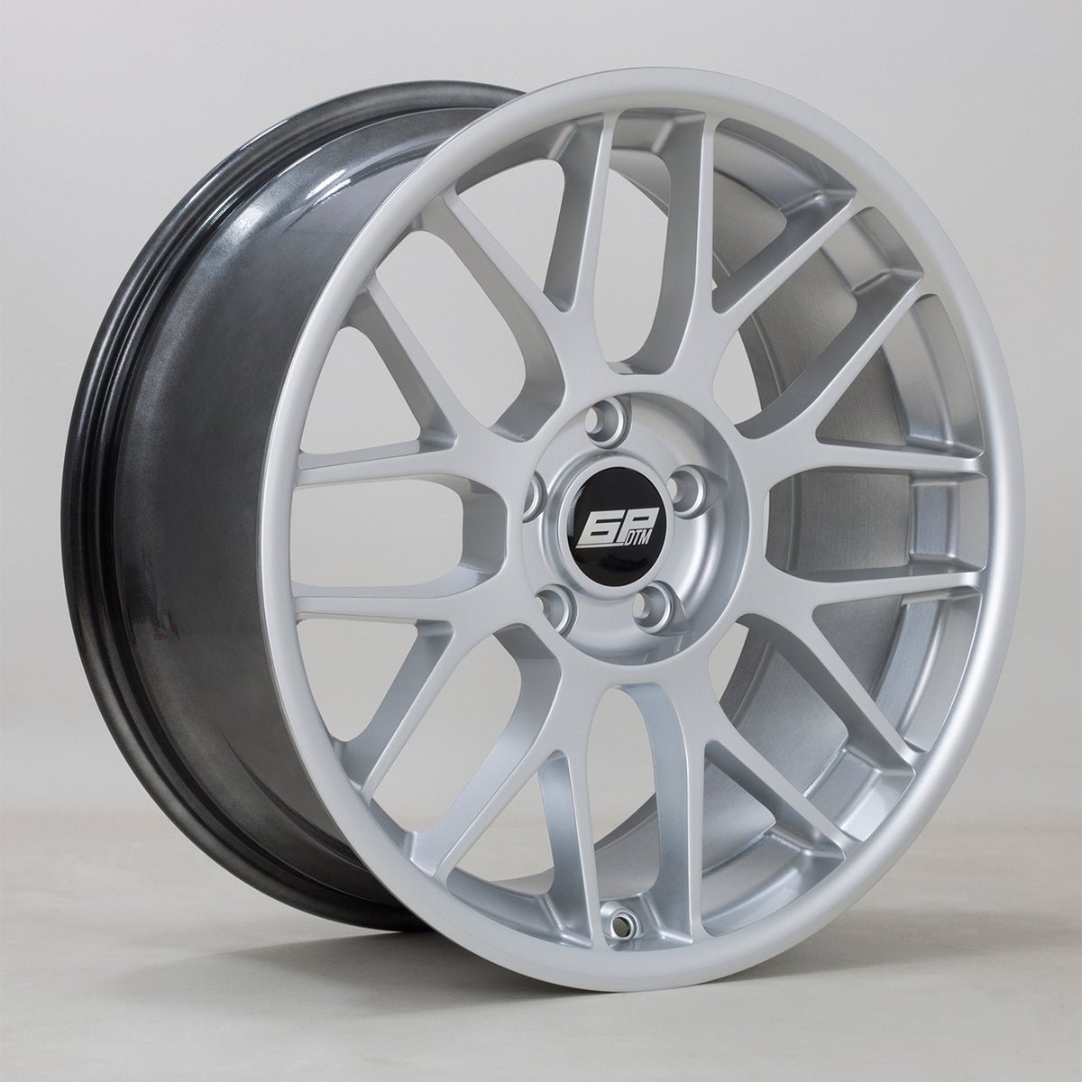 dtm198.5hsilver.jpg 6Performance DTM 19x8.5 ET35 5x120 HSilver - Image 1