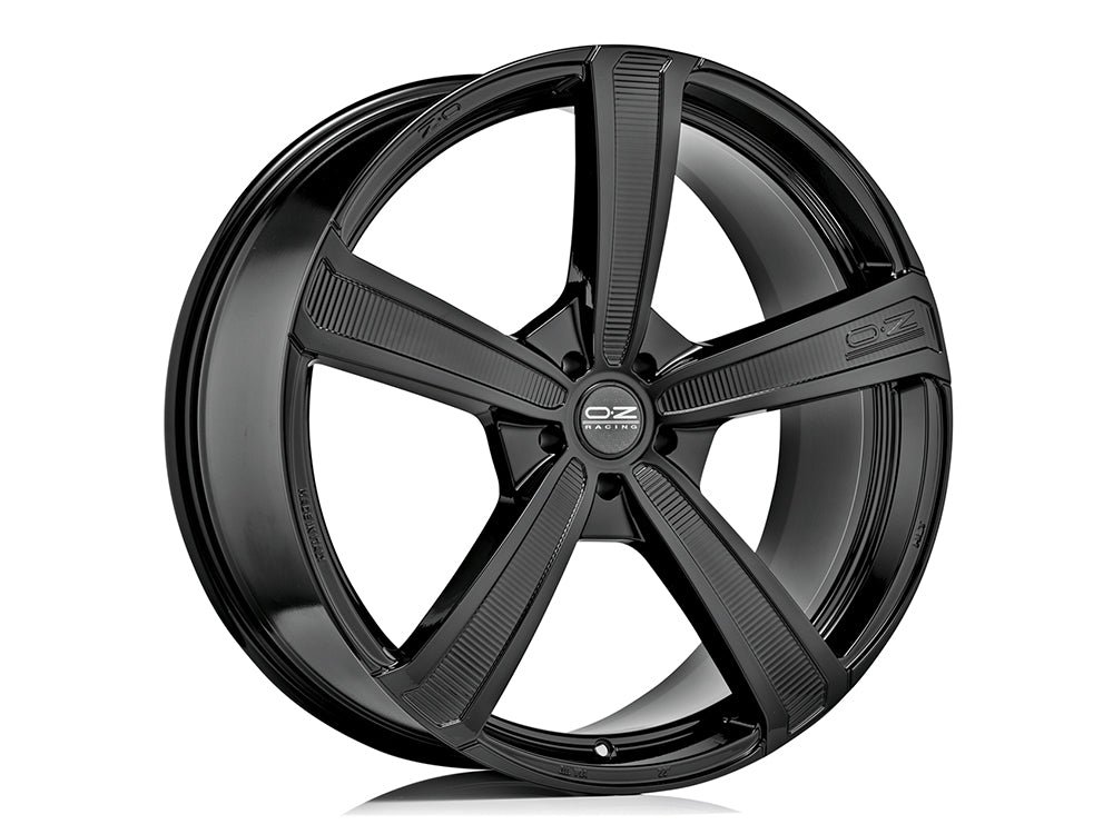 threesixty_03_85fff6bf-004f-4c1b-af50-8ec3c7f19508.jpg OZ Racing MONTECARLO HLT 19x8 ET45 5x114.3 GLOSS BLACK - Image 1