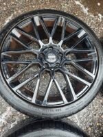 20" MOMO REVENGE ALLOY WHEELS / TYRES -  BLACK -  5 X 120  - VOLKSWAGEN T5 / T6 FITMENT - Image 6