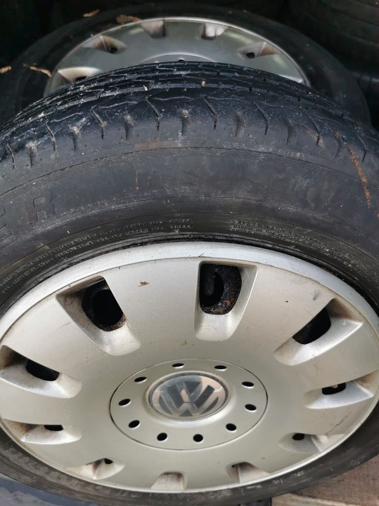 image-102.jpeg 16" VOLKSWAGEN T5 STEEL WHEELS / TYRES - Image 1