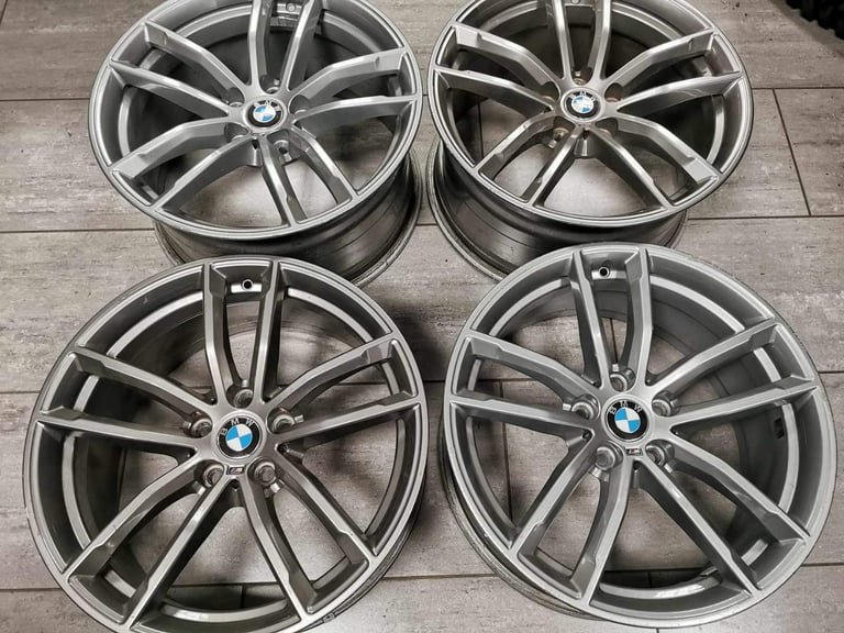 image-144.jpeg 18" GENUINE BMW 662M ALLOY WHEELS - BMW F30 5 SERIES - Image 1