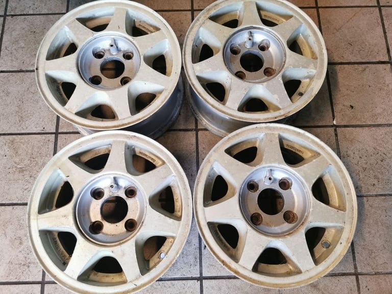 13 INCH COMPOMOTIVE WHEELS - FORD FITMENT