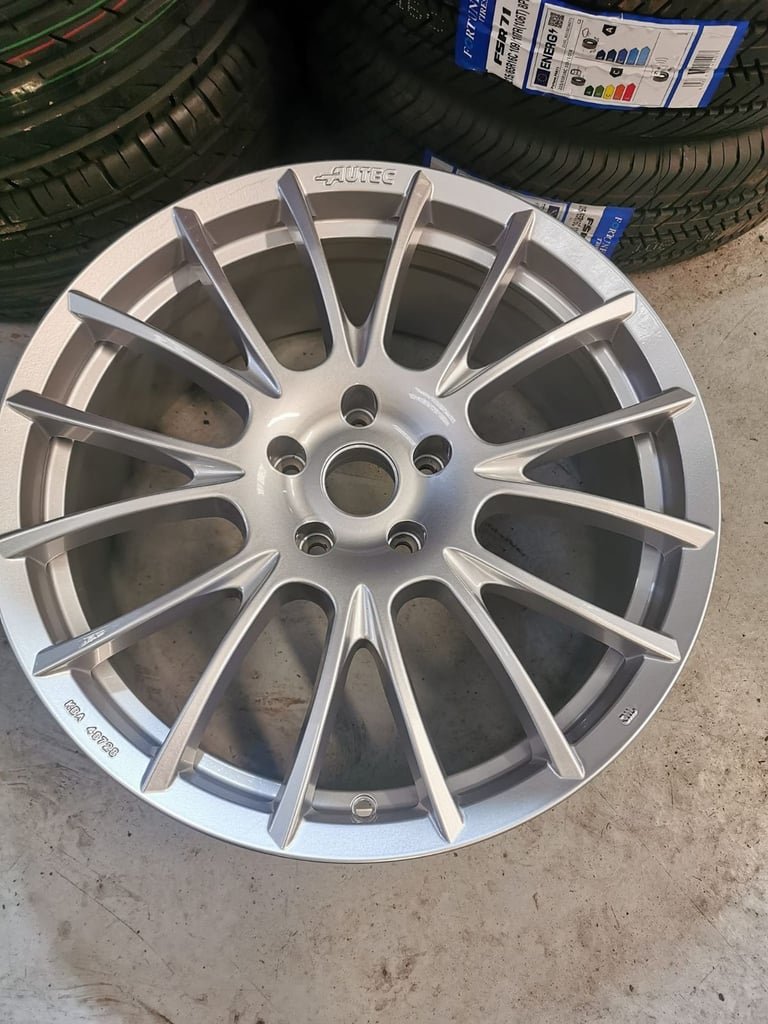 image-329.jpeg 20 INCH AUTEC VENOM ALLOY WHEEL - VOLKSWAGEN T5 FITMENT - Image 1