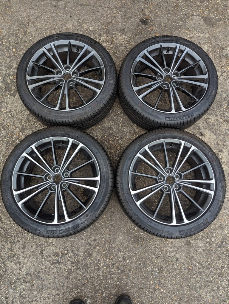 image-394.jpeg 17" TOYOTA GT 86 / SUBARU BRZ ALLOY WHEELS / TYRES - AS NEW - Image 1