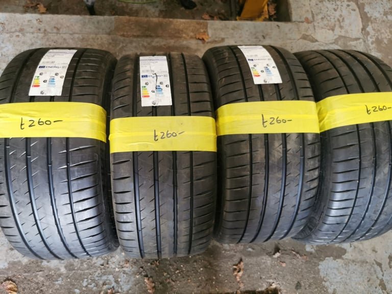 275 / 35 / 20 MICHELIN PILOT SPORT 4 S TYRES - NEW - FOUR AVAILABLE