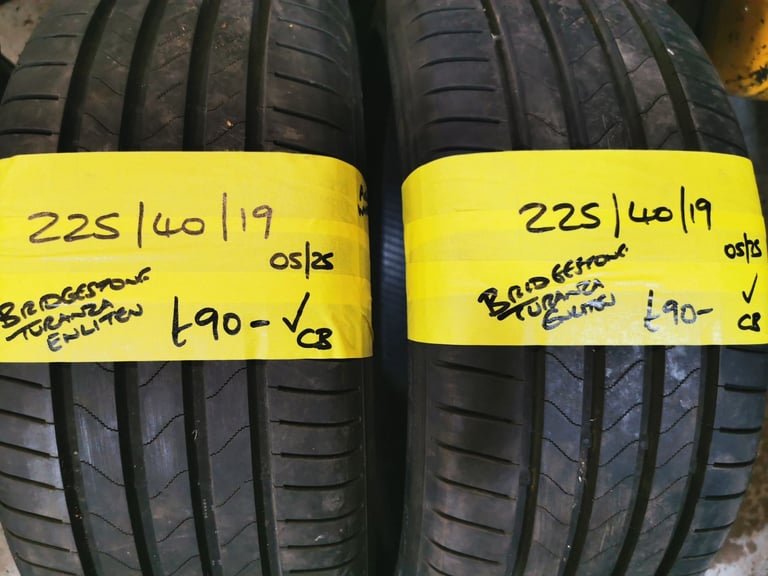 225 / 40 / 19 BRIDGESTONE TURANZA ENLITEN TYRES - TWO AVAILABLE