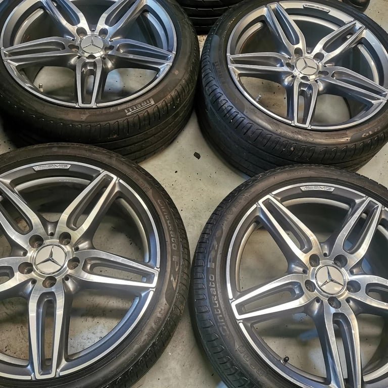 image-562.jpeg 19" GENUINE AMG ALLOY WHEELS / TYRES - Image 1