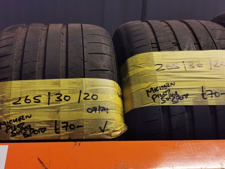 265 / 30 / 20 MICHELIN PILOT SUPER SPORT TYRES - TWO AVAILBLE